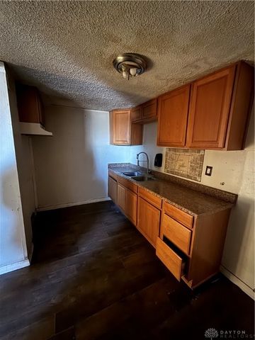 1525 Viola Avenue, Dayton, OH 45405