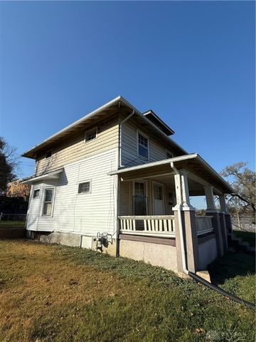 1525 Viola Avenue, Dayton, OH 45405