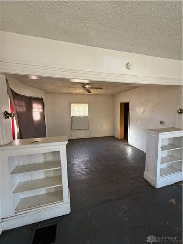 1525 Viola Avenue, Dayton, OH 45405