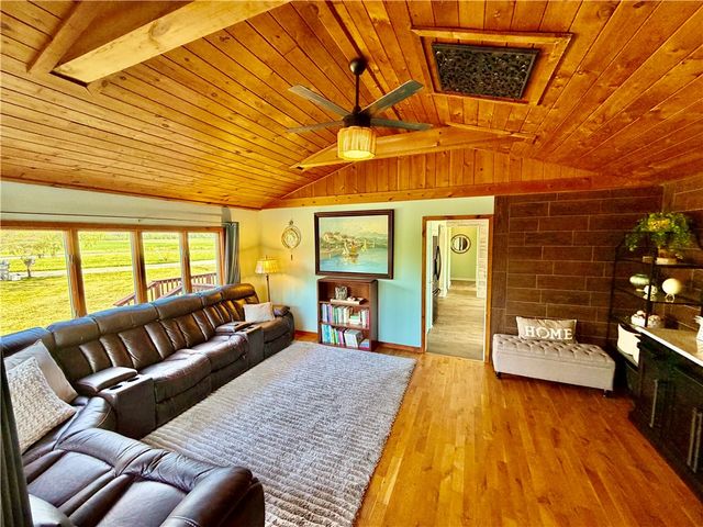 119 Burnt Mill Road, Riga, NY 14428