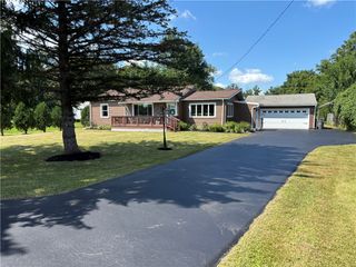 119 Burnt Mill Road, Riga, NY 14428