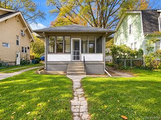 621 Saint Louis Street, Ferndale, MI 48220