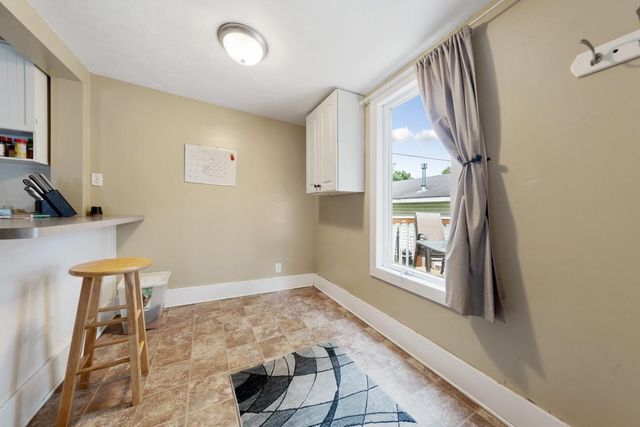 1039 9th Avenue SW, Faribault, MN 55021