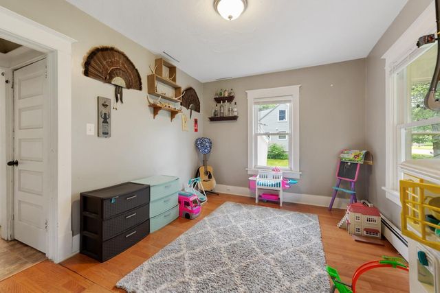 1039 9th Avenue SW, Faribault, MN 55021