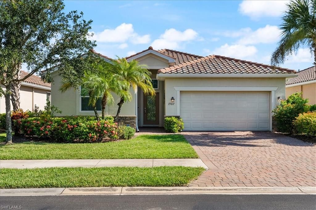 1987 Fairmont LN, NAPLES, FL 34120 — exterior