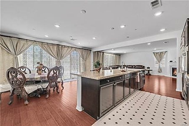 7662 Casa De Maria Court, Eastvale, CA 92880