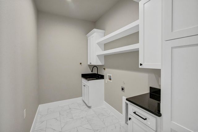 12012 Bella Vino Drive, Fort Worth, TX 76126