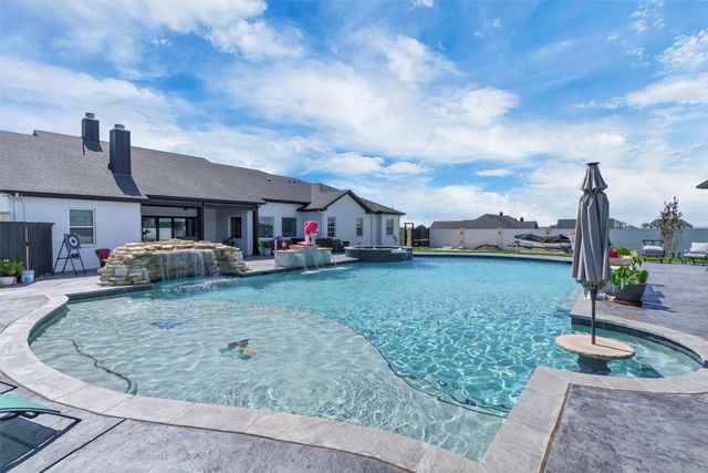 12012 Bella Vino Drive, Fort Worth, TX 76126