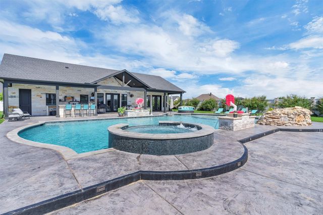 12012 Bella Vino Drive, Fort Worth, TX 76126