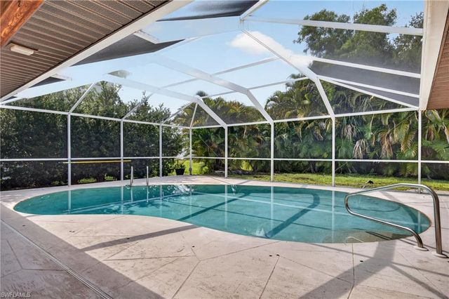 6049 Perthshire LN, Fort Myers, FL 33908