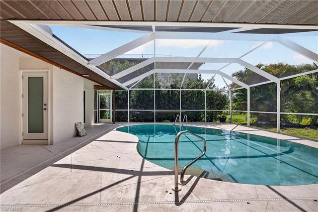 6049 Perthshire LN, Fort Myers, FL 33908