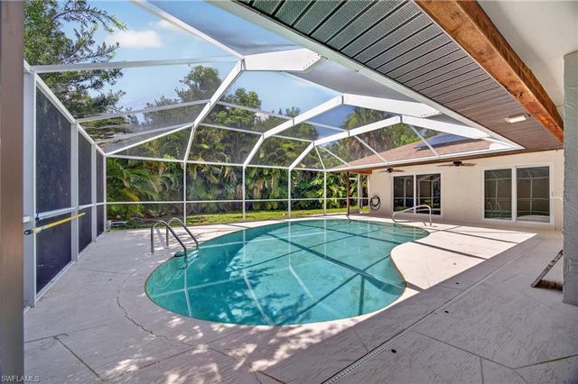 6049 Perthshire LN, Fort Myers, FL 33908