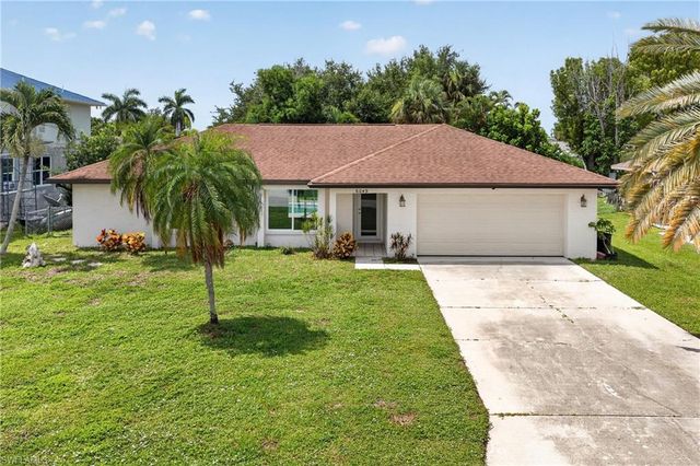 6049 Perthshire LN, Fort Myers, FL 33908