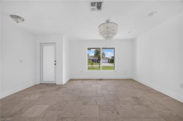 6049 Perthshire LN, Fort Myers, FL 33908