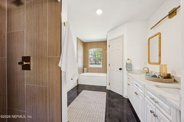 2133 WATERFOOT Lane, Jacksonville, FL 32246