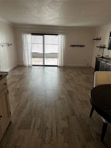 9944 NW 41st St 23, Doral, FL 33178