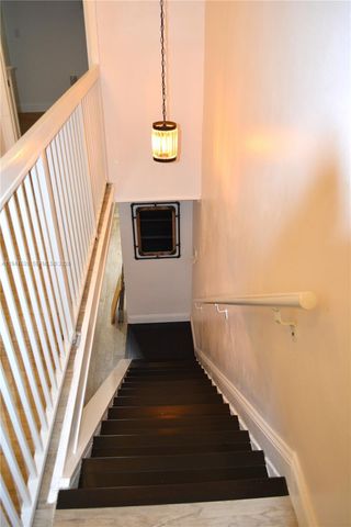 9944 NW 41st St 23, Doral, FL 33178