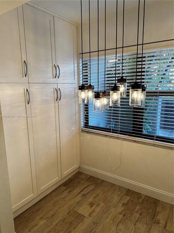 9944 NW 41st St 23, Doral, FL 33178