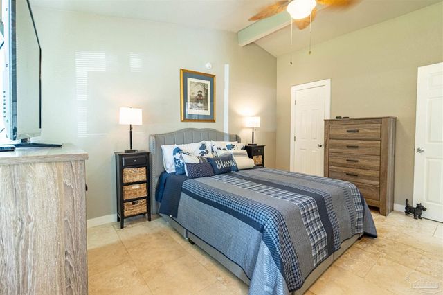 5607 Fairview Dr, Pensacola, FL 32505