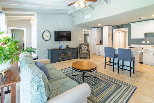 5607 Fairview Dr, Pensacola, FL 32505