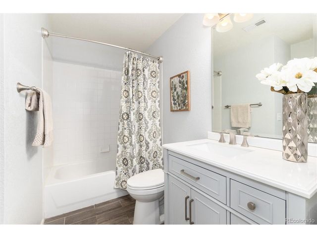 3516 Dexter Ct, Denver, CO 80207