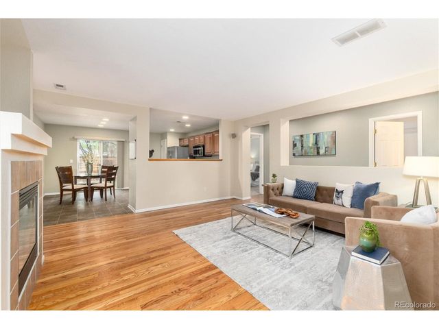 3516 Dexter Ct, Denver, CO 80207