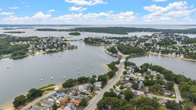 5 21st St, Wareham, MA 02538