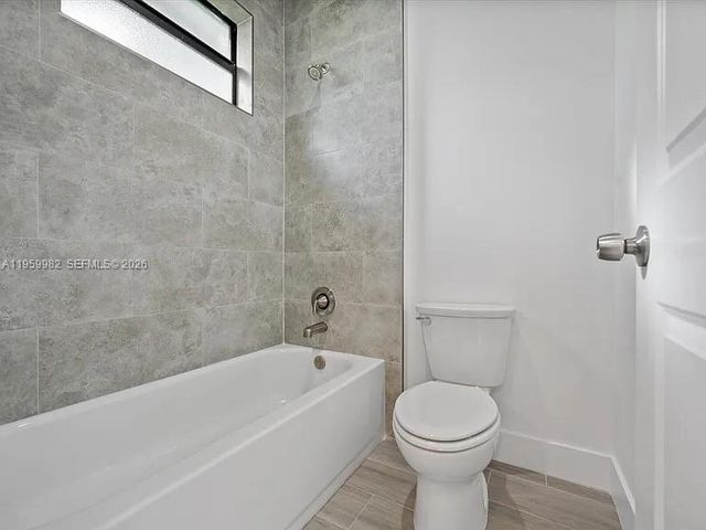 141 W 16th St, Riviera Beach, FL 33404