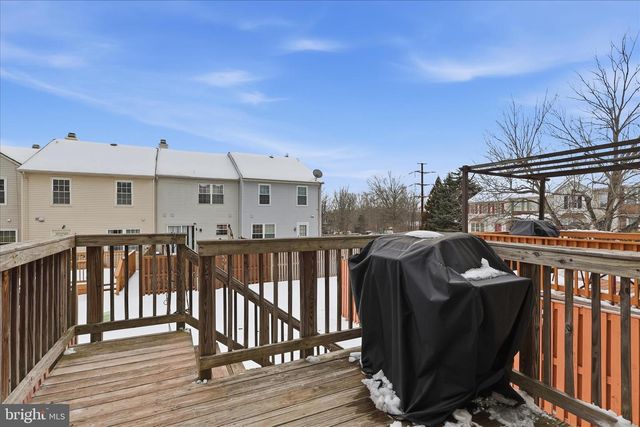 14504 RAVENSCAR CT, Centreville, VA 20121