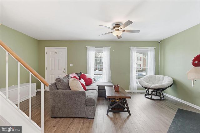 14504 RAVENSCAR CT, Centreville, VA 20121