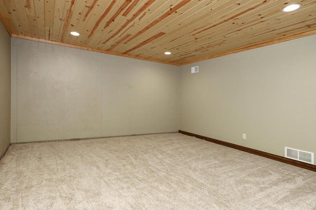 4800 N INDIGO LANE, Appleton, WI 54913