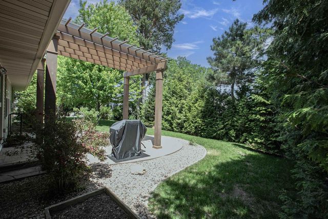 4800 N INDIGO LANE, Appleton, WI 54913