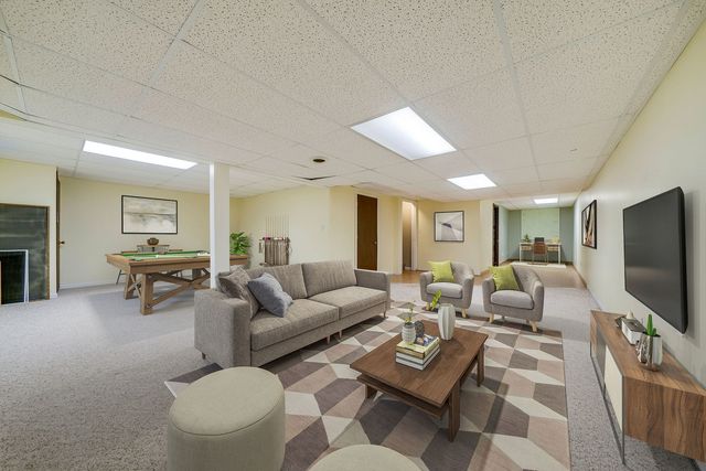 4185 Valerie Road, Roscoe, IL 61073