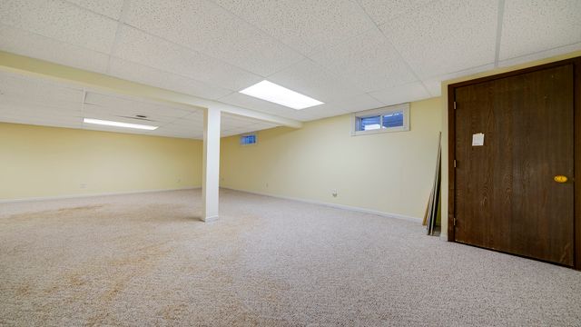 4185 Valerie Road, Roscoe, IL 61073