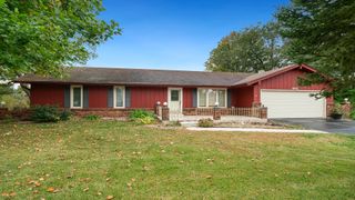 4185 Valerie Road, Roscoe, IL 61073