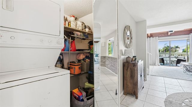 318 WINDRUSH BOULEVARD 9, Indian Rocks Beach, FL 33785