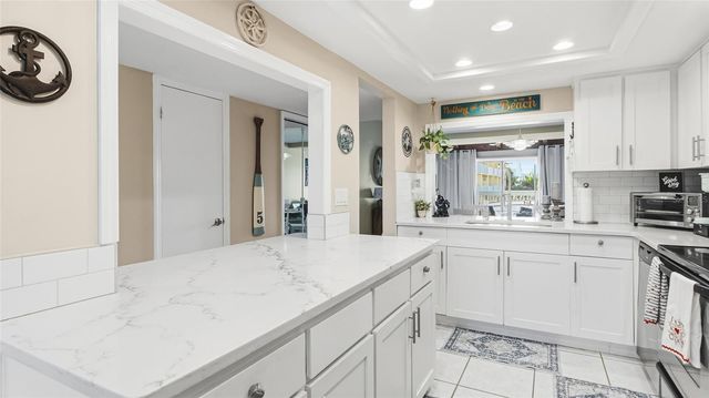 318 WINDRUSH BOULEVARD 9, Indian Rocks Beach, FL 33785