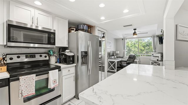 318 WINDRUSH BOULEVARD 9, Indian Rocks Beach, FL 33785