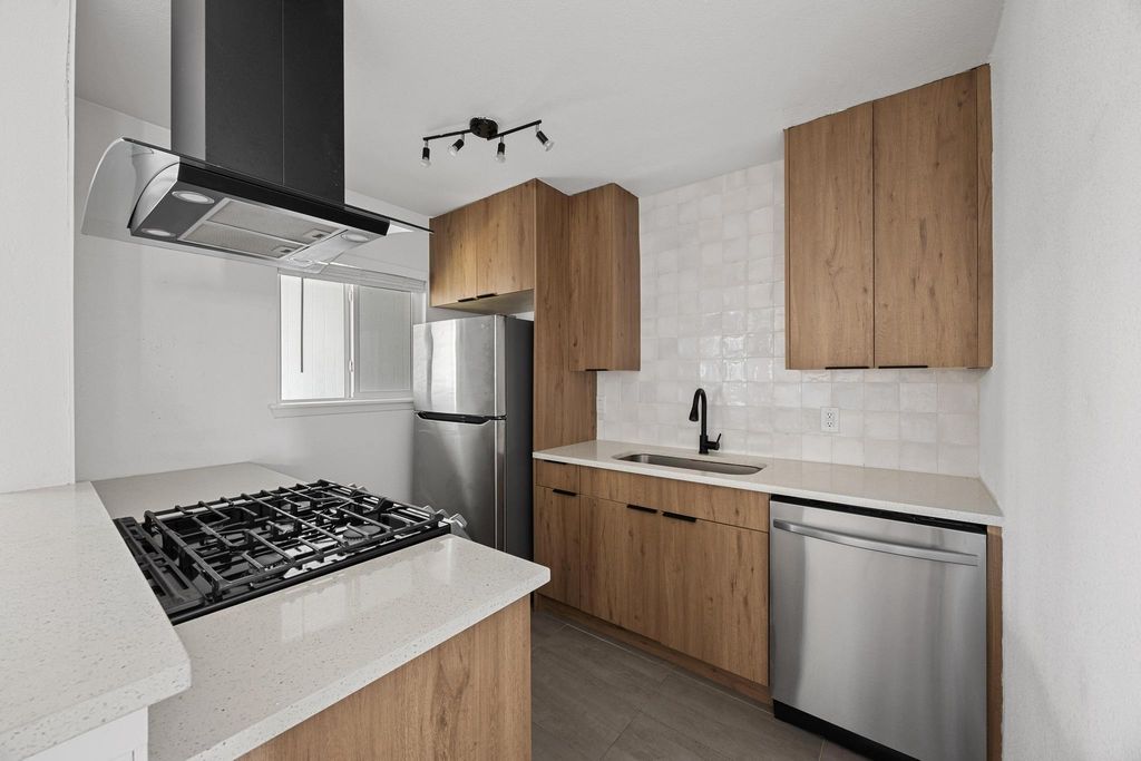 7929 Gault ST 207, Austin, TX 78757