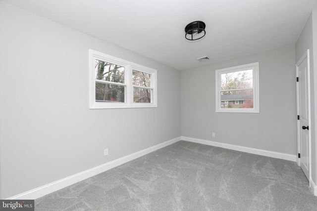 71 LENAPE TRL, Medford, NJ 08055