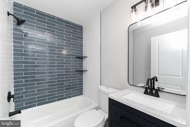 71 LENAPE TRL, Medford, NJ 08055