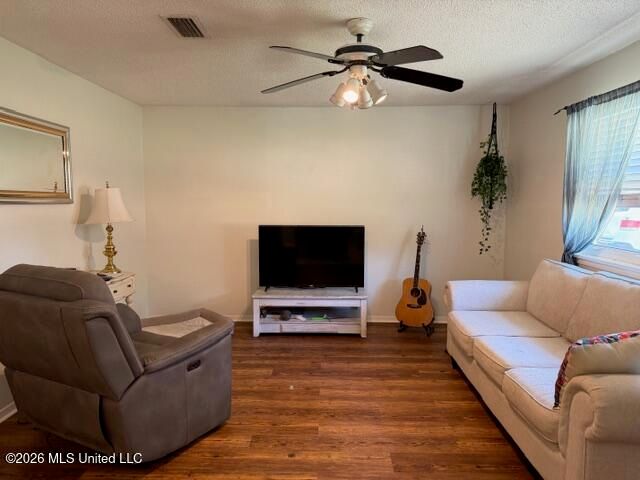 104 Twin Cedar Avenue, Long Beach, MS 39560