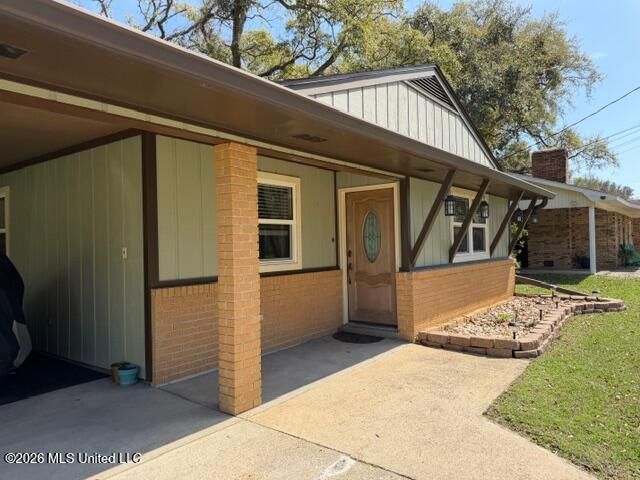 104 Twin Cedar Avenue, Long Beach, MS 39560