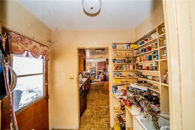 1550 Marion Road, Redlands, CA 92374