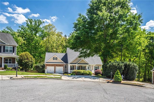 1259 Woodmere Drive, Loganville, GA 30052