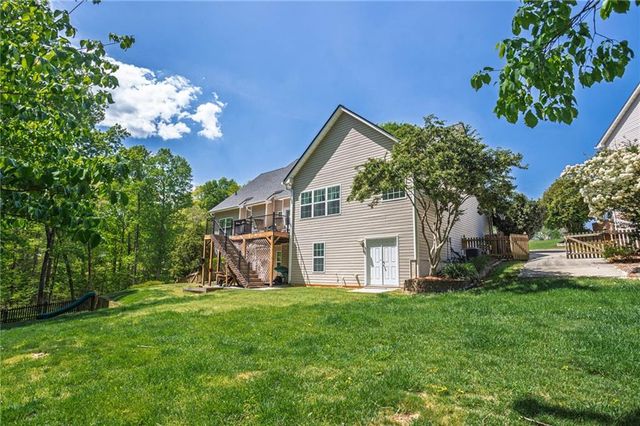 1259 Woodmere Drive, Loganville, GA 30052