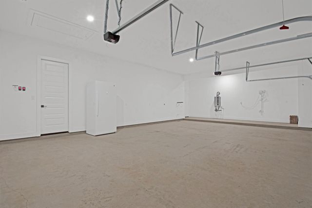 275 Bird HOLW, Austin, TX 78737