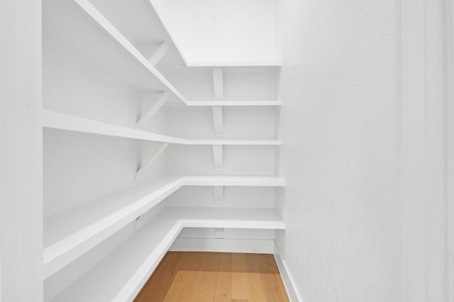 275 Bird HOLW, Austin, TX 78737