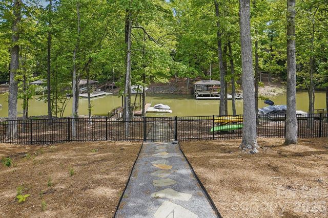 4120 Spring Cove Way, Belmont, NC 28012