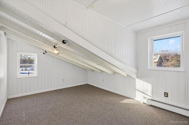 930 S Hadley Road, Ortonville, MI 48462